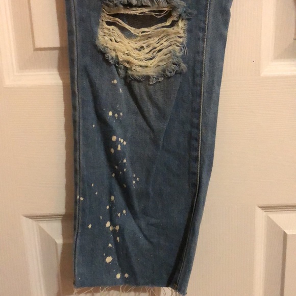 Distressed BDG jeans - Picture 2 of 6